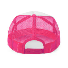 Load image into Gallery viewer, I PEE IN POOLS TRUCKER HAT