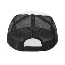 Load image into Gallery viewer, I PEE IN POOLS TRUCKER HAT