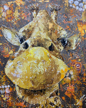 Load image into Gallery viewer, Long neck, long lashes sold