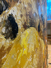 Load image into Gallery viewer, Long neck, long lashes sold